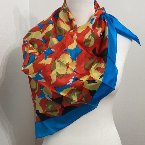 EUC Vintage Silk Multicolor Scarf Size:  32x33 - Picture 4 of 8